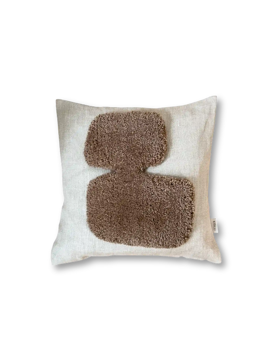 mija LIVING nachhaltiges naturfarbenes Sofakissen mit kuscheliger Hochflor-Haptik